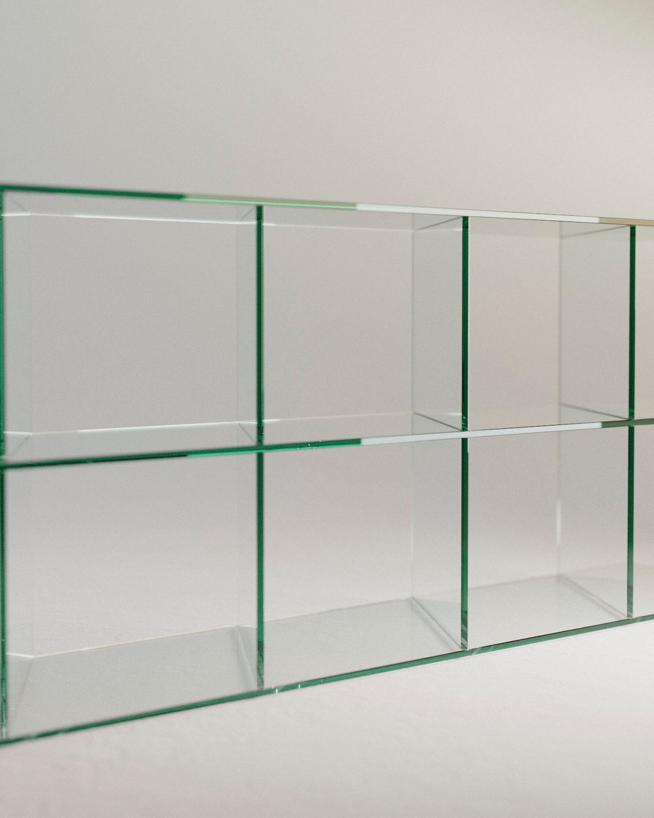 Zoom sur l’étagère en verre extra clair MONOLOG