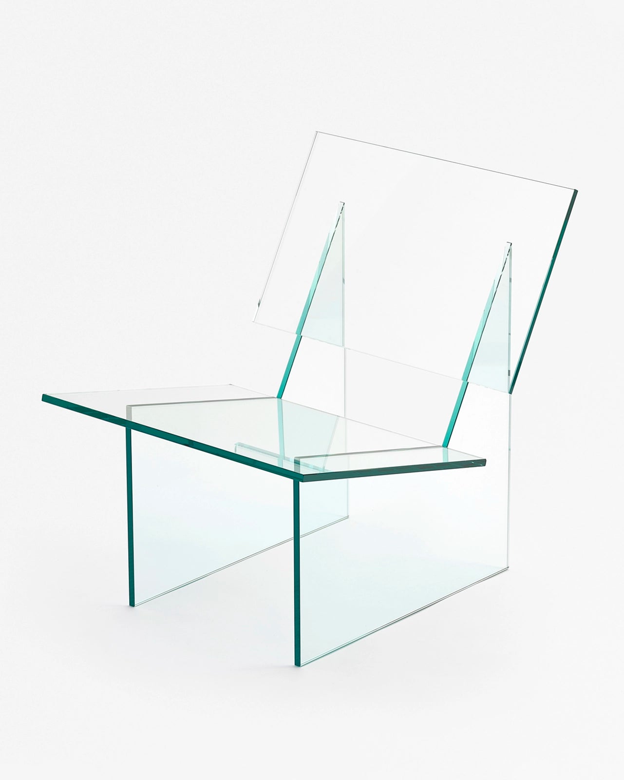 FAUTEUIL INVISIBLE MONOLOG – GLASS VARIATIONS